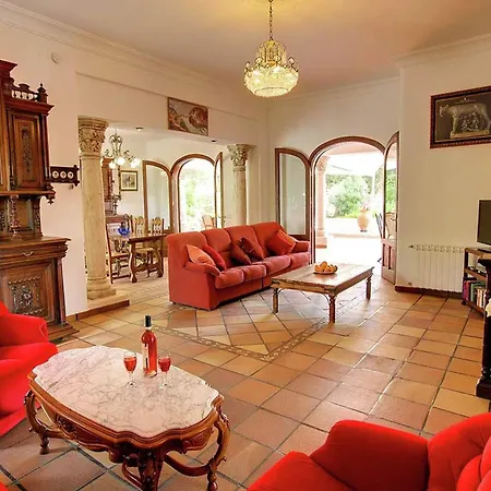 Belvilla By Oyo Vich Ii Casa de Férias *